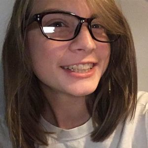 Meet your Posher, Kaitlynne